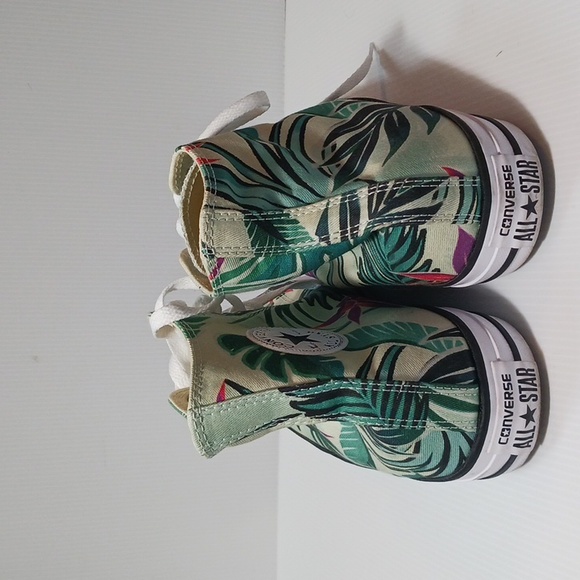 Converse Chuck Taylor All Star Hi Tropical Print UNISEX size 10.5 *NEW* RARE!!! - Picture 3 of 9